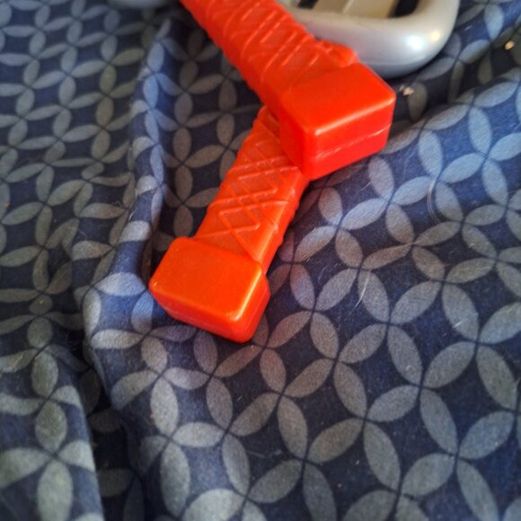 2 plastic ninja knifes - Picture 4 of 5